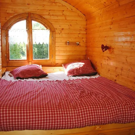 Country house La Roulotte Du Cos *