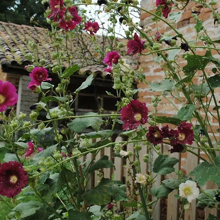Landhaus La Roulotte Du Cos *